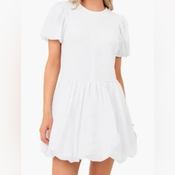 Hyacinth House Dresses & Skirts - Hyacinth House Tuckernuck Bubble White Puff Sleeve Mini Dress size small NWT